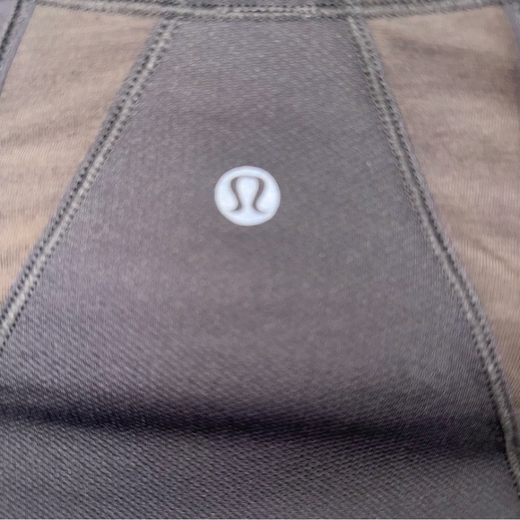 lululemon Long Sleeve Inspire Half Zip Athletic Top running Colorblock Sz 6 - Picture 4 of 4